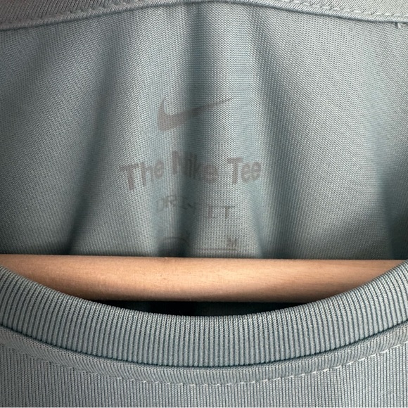 Nike Dri-Fit Running Tank Top Size M - Picture 5 of 5